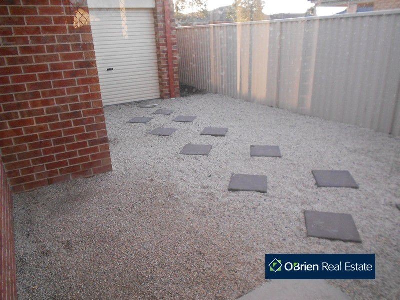 7 Wonboyn Close, Pakenham VIC 3810