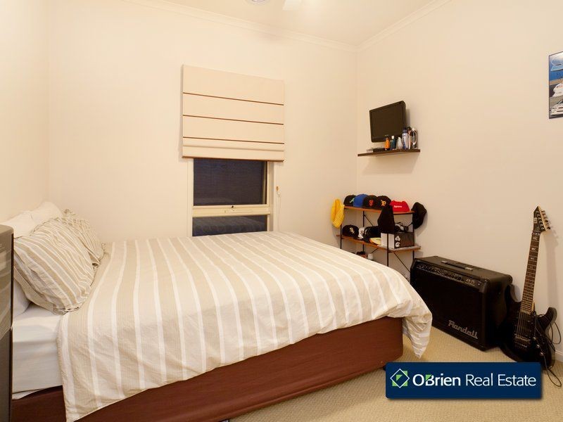 8 Gellibrand Court, Berwick VIC 3806