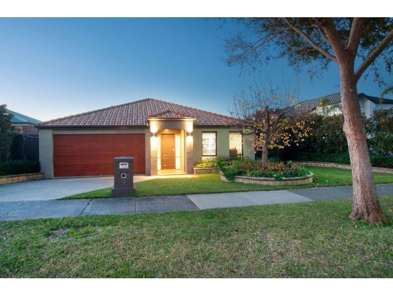 13 The Oval, Berwick VIC 3806