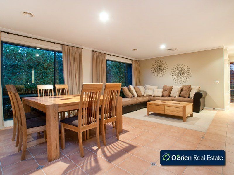 13 The Oval, Berwick VIC 3806