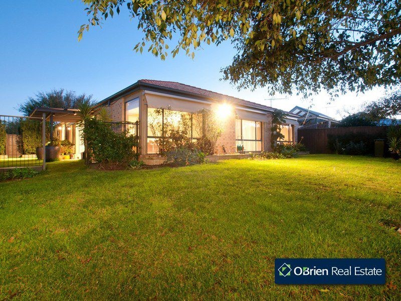 13 The Oval, Berwick VIC 3806