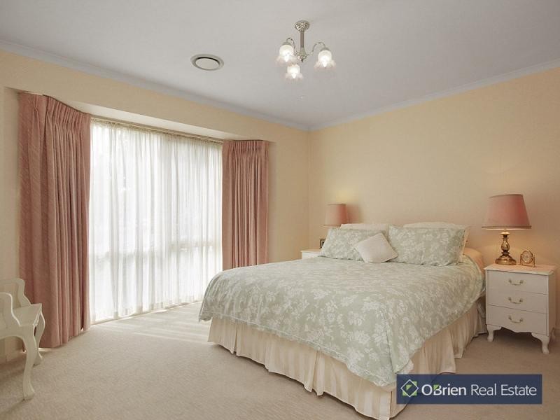 101 Saffron Drive, Narre Warren VIC 3805