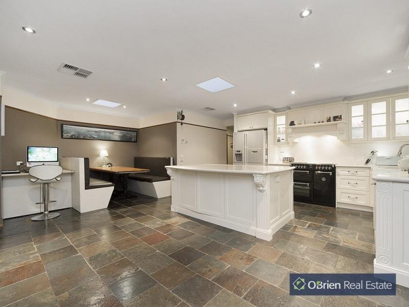 18 Kilfera Court, Narre Warren VIC 3805