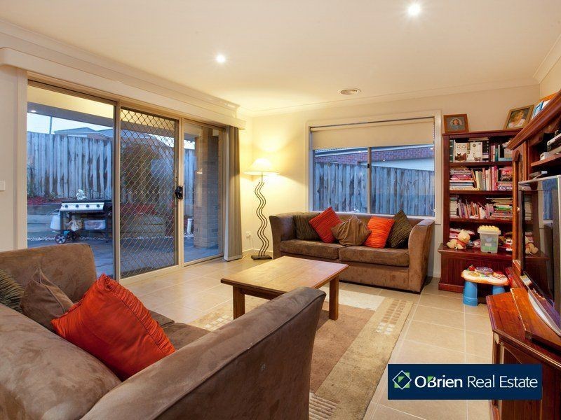 12 Wildflower Crescent, Narre Warren South VIC 3805