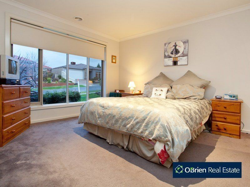12 Wildflower Crescent, Narre Warren South VIC 3805