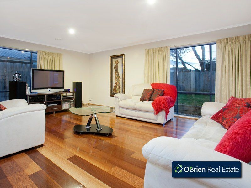 26 Sundial Court, Berwick VIC 3806