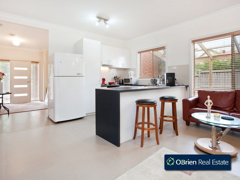 1/42 Inglis Road, Berwick VIC 3806