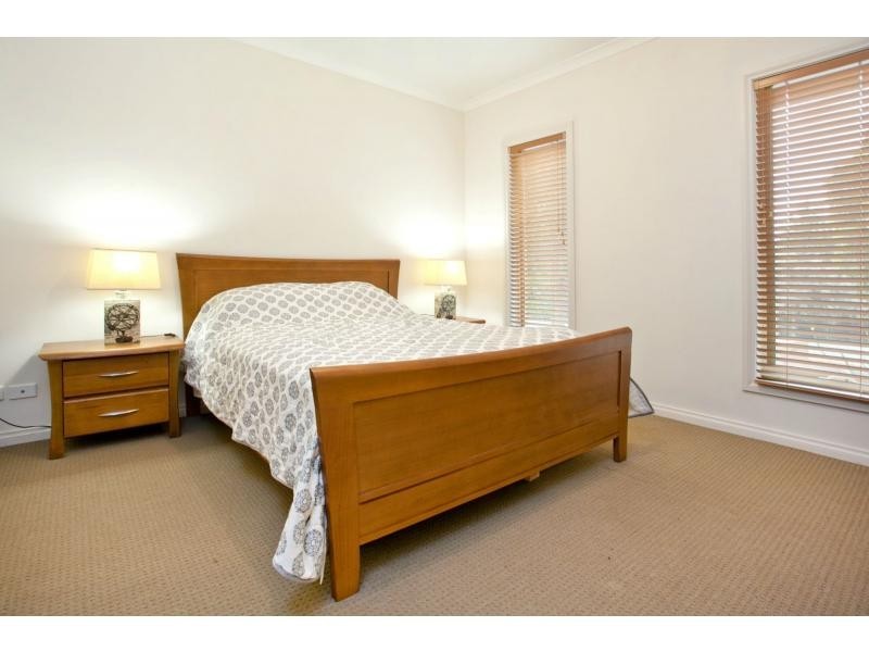 1/42 Inglis Road, Berwick VIC 3806