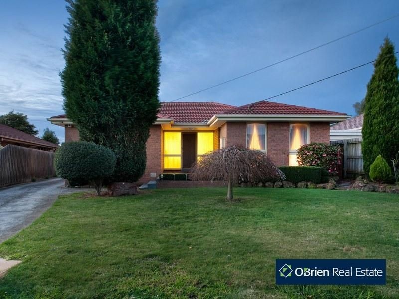 11 Finsbury Court, Dandenong North VIC 3175