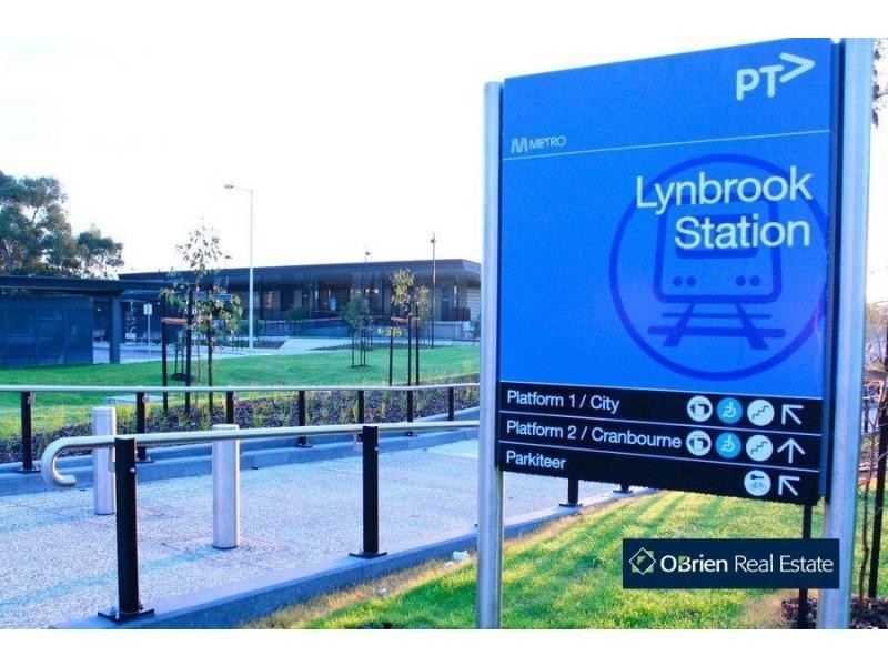 17 Silverwattle Drive, Lyndhurst VIC 3975