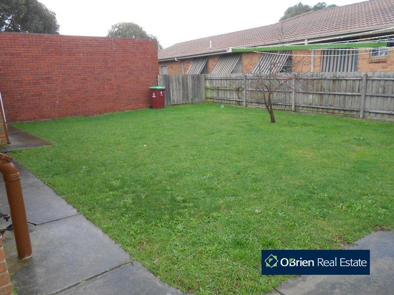 4 Mahogany Avenue, Berwick VIC 3806