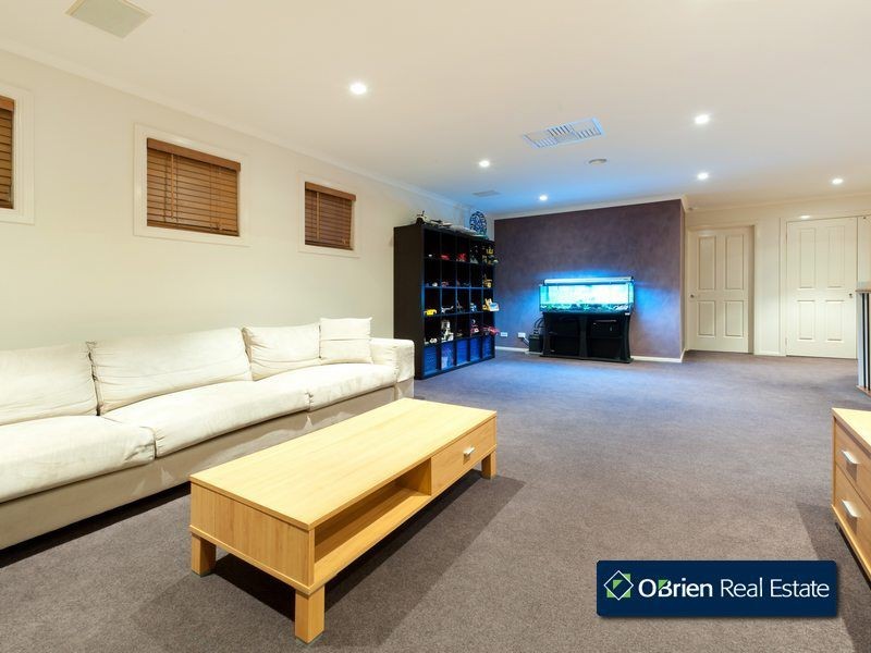 24 Moondarra Drive, Berwick VIC 3806