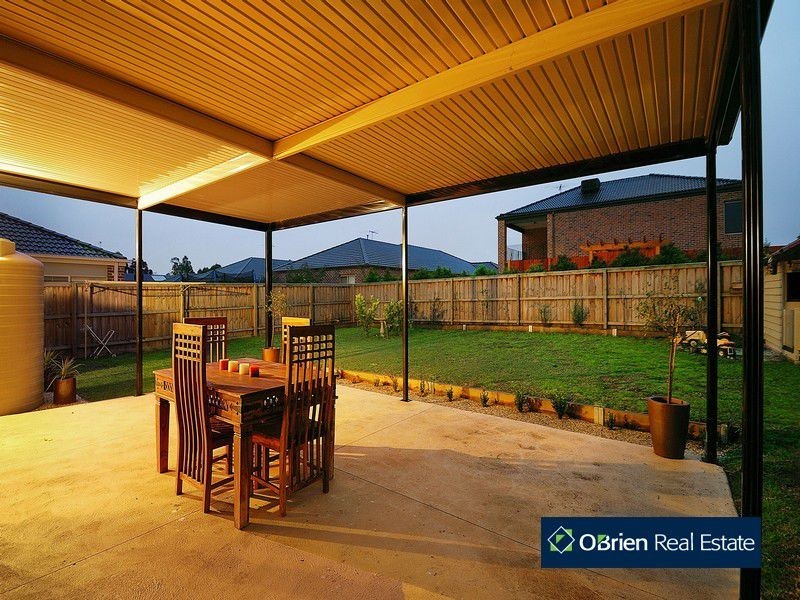 52 Grices Road, Berwick VIC 3806
