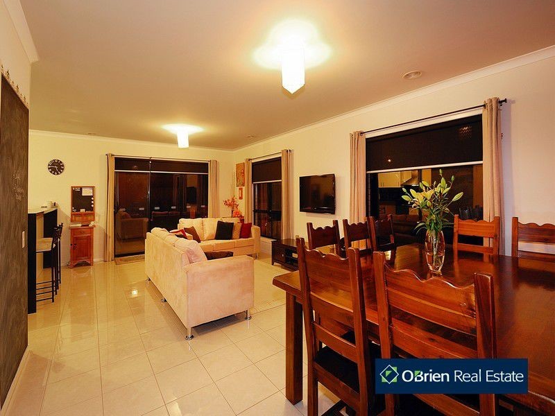 52 Grices Road, Berwick VIC 3806