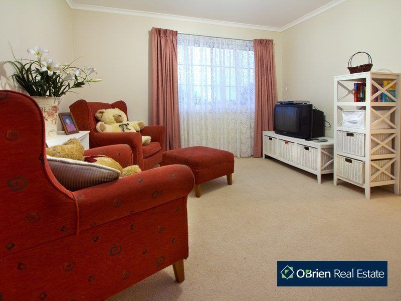 14 Delhuntly Rise, Narre Warren South VIC 3805