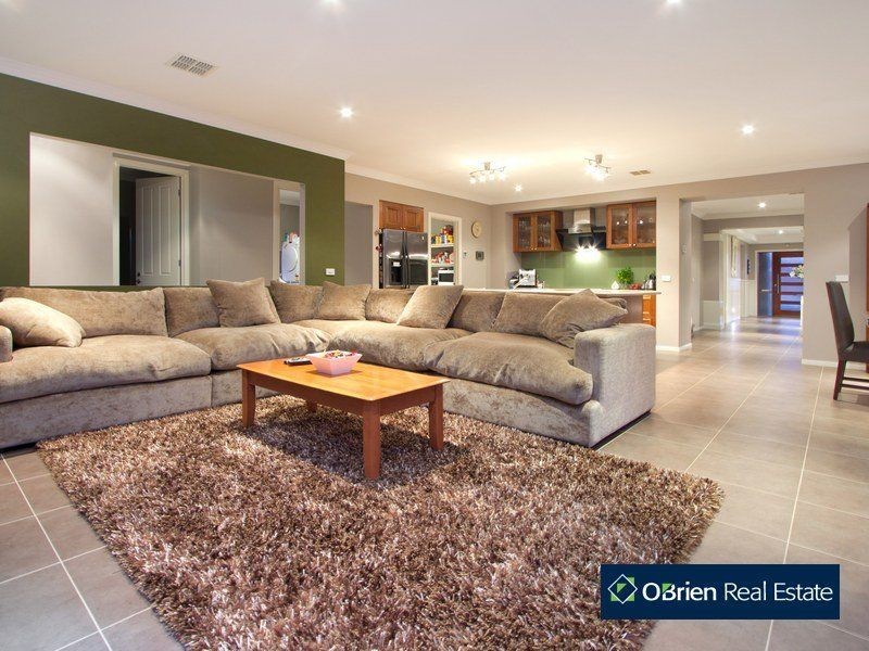 4 Hereford Close, Berwick VIC 3806