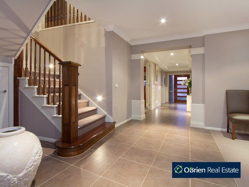 4 Hereford Close, Berwick VIC 3806