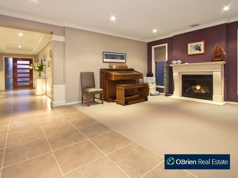 4 Hereford Close, Berwick VIC 3806