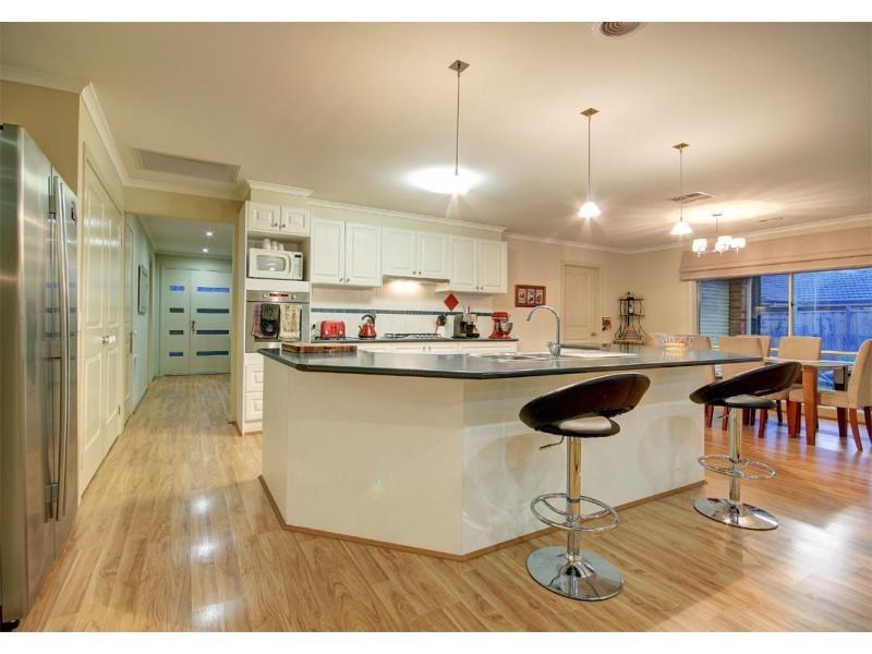 108 Moondarra Drive, Berwick VIC 3806