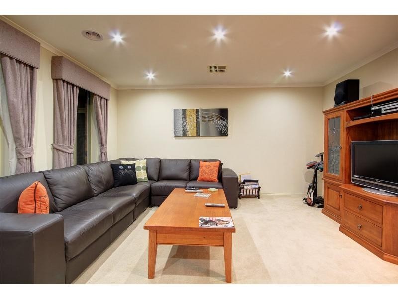 108 Moondarra Drive, Berwick VIC 3806