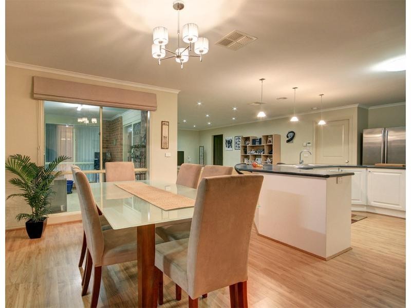 108 Moondarra Drive, Berwick VIC 3806