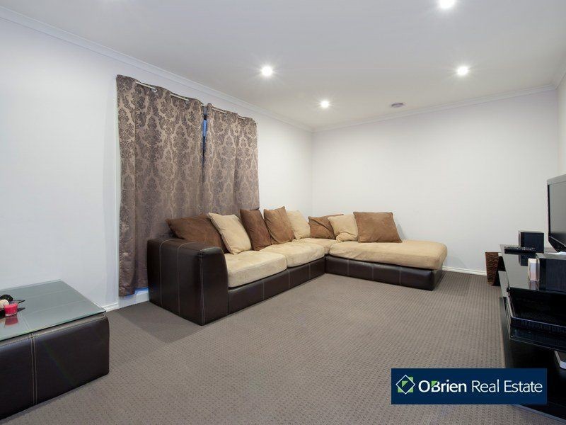 33 Tyrell Place, Berwick VIC 3806