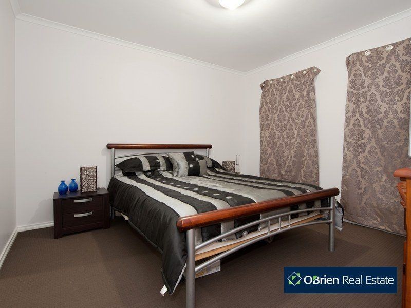 33 Tyrell Place, Berwick VIC 3806