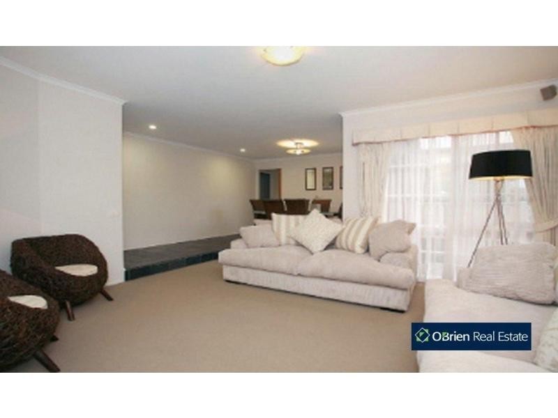 1 Godwin Avenue, Narre Warren VIC 3805