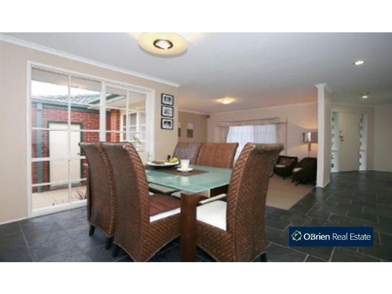 1 Godwin Avenue, Narre Warren VIC 3805