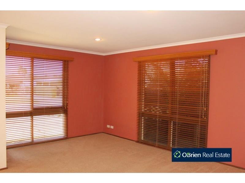 2 Willunga Court, Berwick VIC 3806