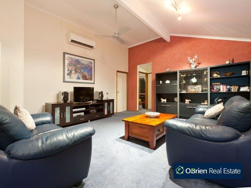 73 Cheviot Avenue, Berwick VIC 3806