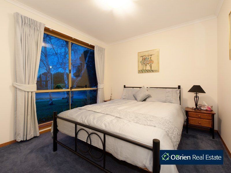 73 Cheviot Avenue, Berwick VIC 3806