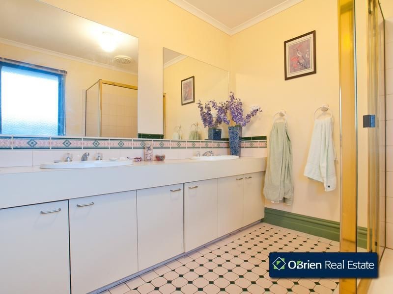 3 Neagle Mews, Berwick VIC 3806