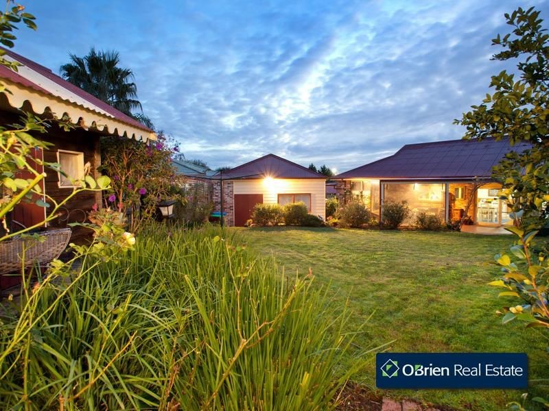 3 Akita Court, Berwick VIC 3806
