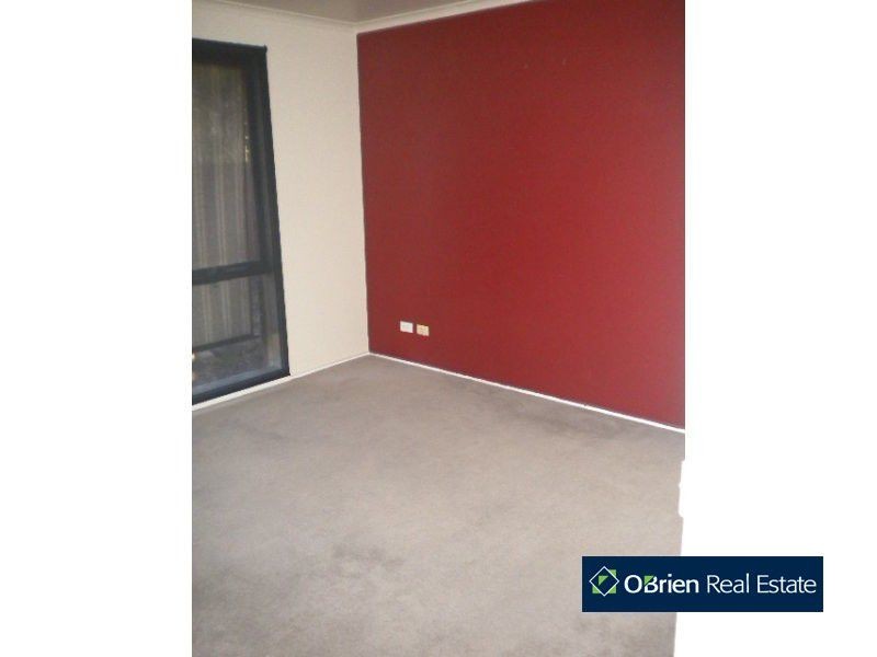 10 Eleanor Court, Pakenham VIC 3810