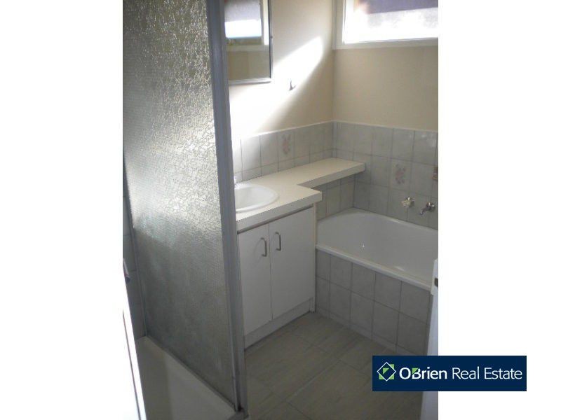 10 Eleanor Court, Pakenham VIC 3810