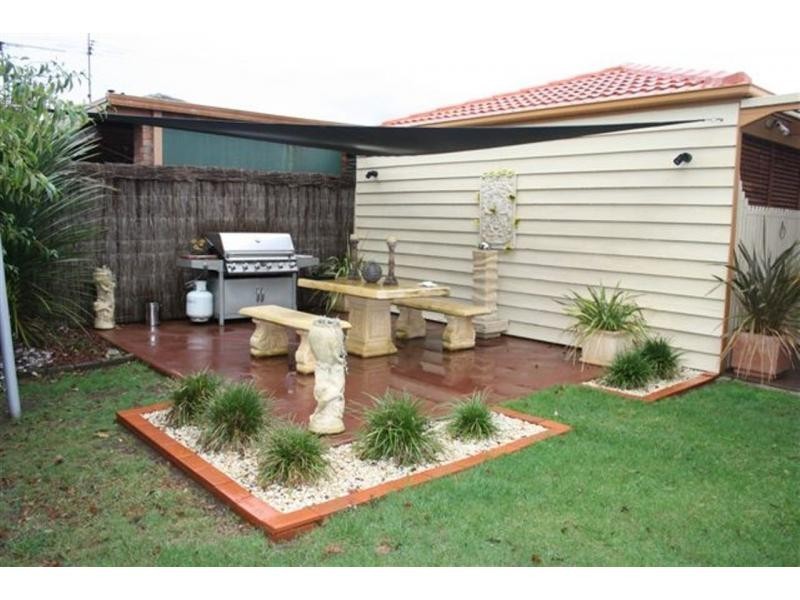 11 Glenbourne Road, Cranbourne VIC 3977