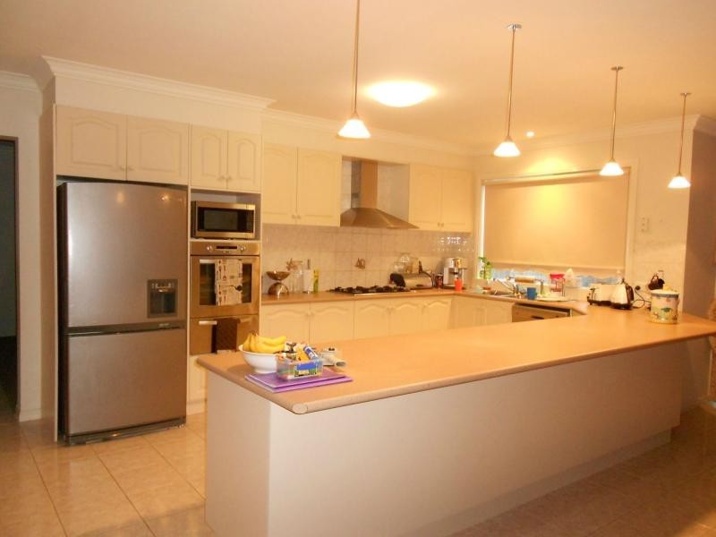 94 Golf Links Road, Berwick VIC 3806