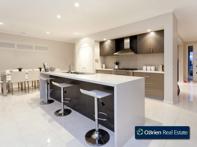 1 Dairy Close, Officer VIC 3809