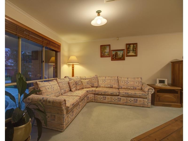 5 Ella Court, Narre Warren VIC 3805