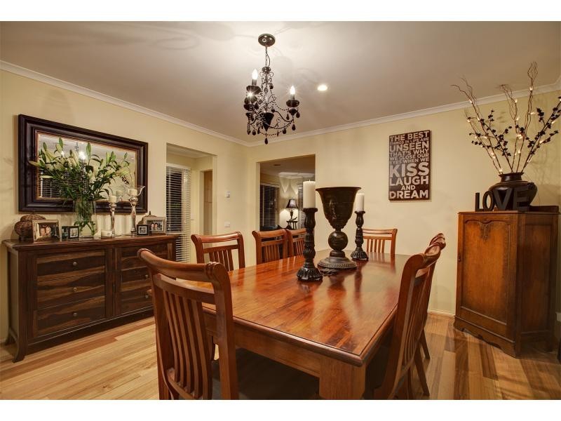 Unit 1/10 Buchanan Road, Berwick VIC 3806