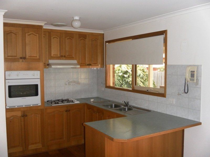 5 Euroa Avenue, Berwick VIC 3806