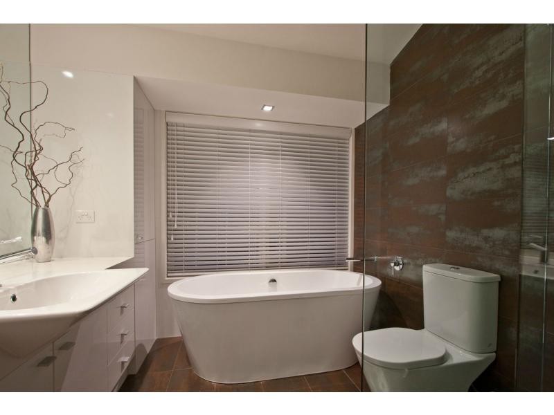 10 Clover Close, Berwick VIC 3806
