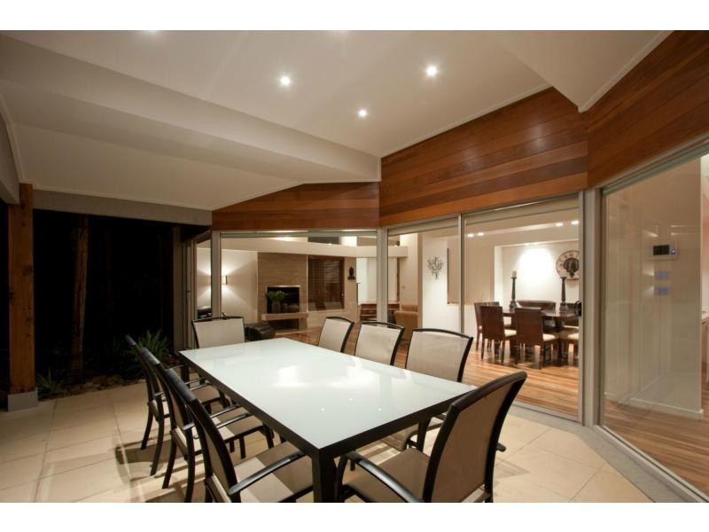10 Clover Close, Berwick VIC 3806