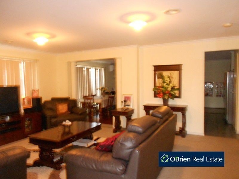 5 Domain Drive, Berwick VIC 3806