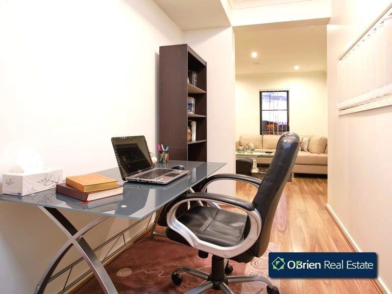 1 Flinders Park Drive, Arena, Officer VIC 3809