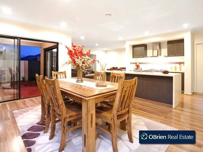 1 Flinders Park Drive, Arena, Officer VIC 3809