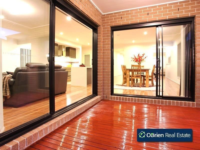 1 Flinders Park Drive, Arena, Officer VIC 3809