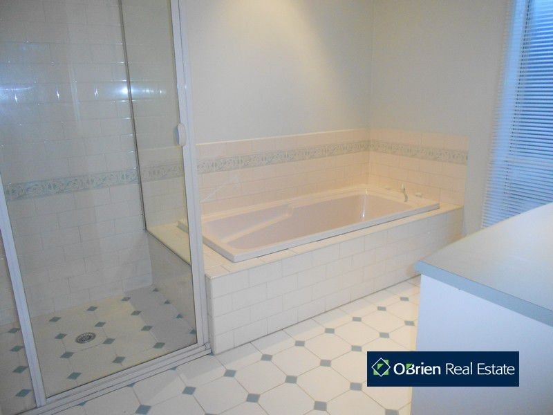 59 Melville Park Drive, Berwick VIC 3806