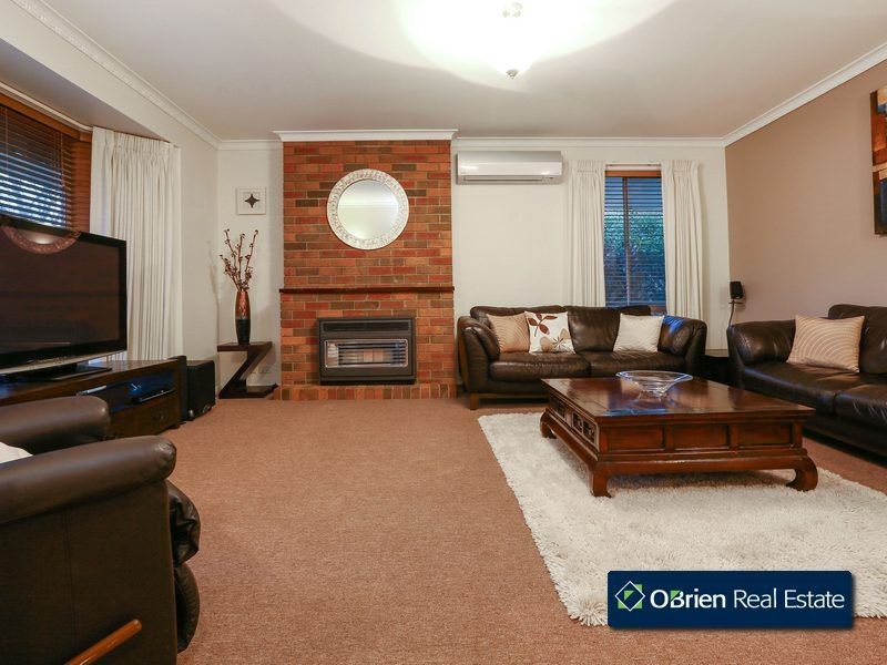18 Royston Avenue, Berwick VIC 3806